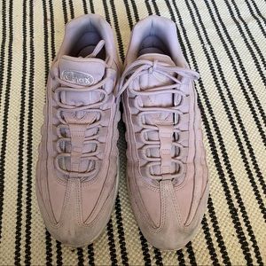 Nike women’s shoes size 11.5 pale pink